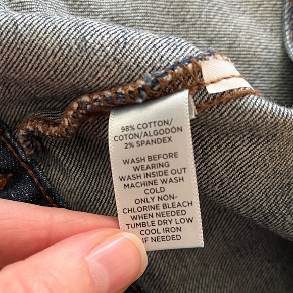 LOFT Jean Jacket Size Small - Picture 8 of 9